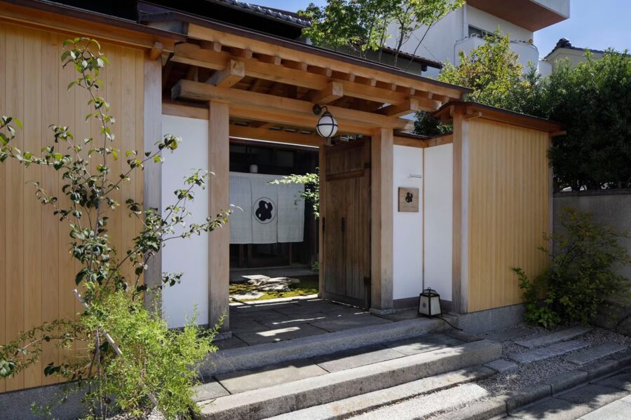 MARUYO HOTELの外観