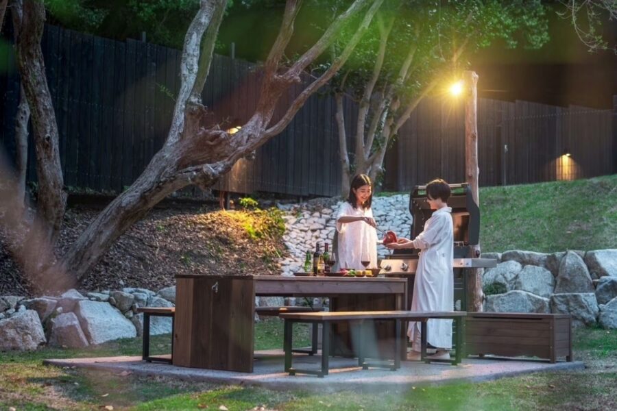 Retreat Villa ikiのBBQスペース