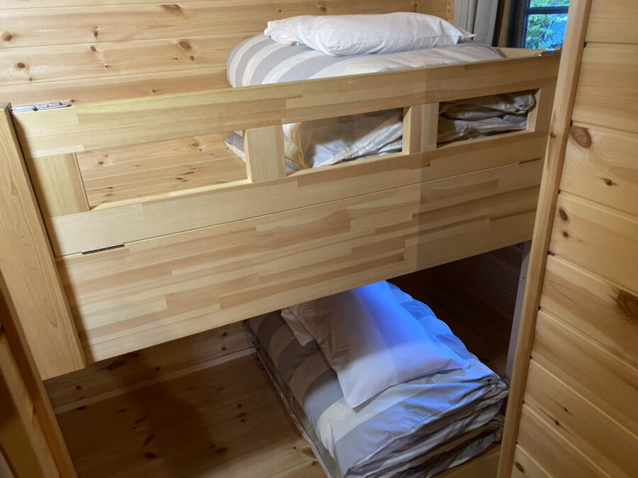 日相園の二段ベッド