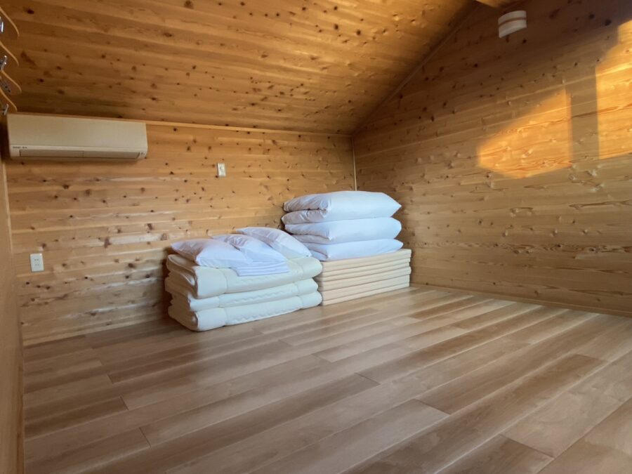 富士山リゾートログハウス ふようの宿の5人用コテージの寝室