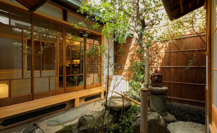 京都たわら庵の坪庭