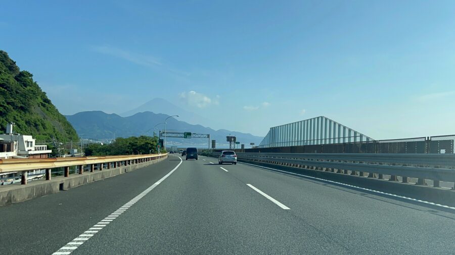 プライベートリゾート 月灯までの車内からの風景