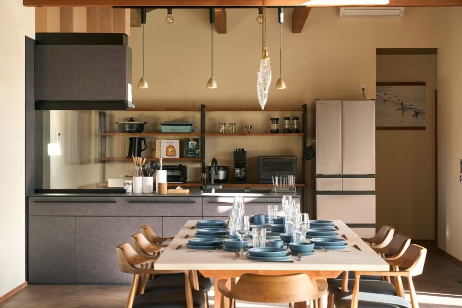 VILLA SENSE kujukuriのダイニング
