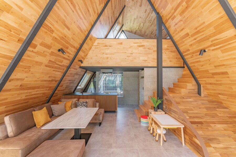 A-frame 箱根強羅のリビング