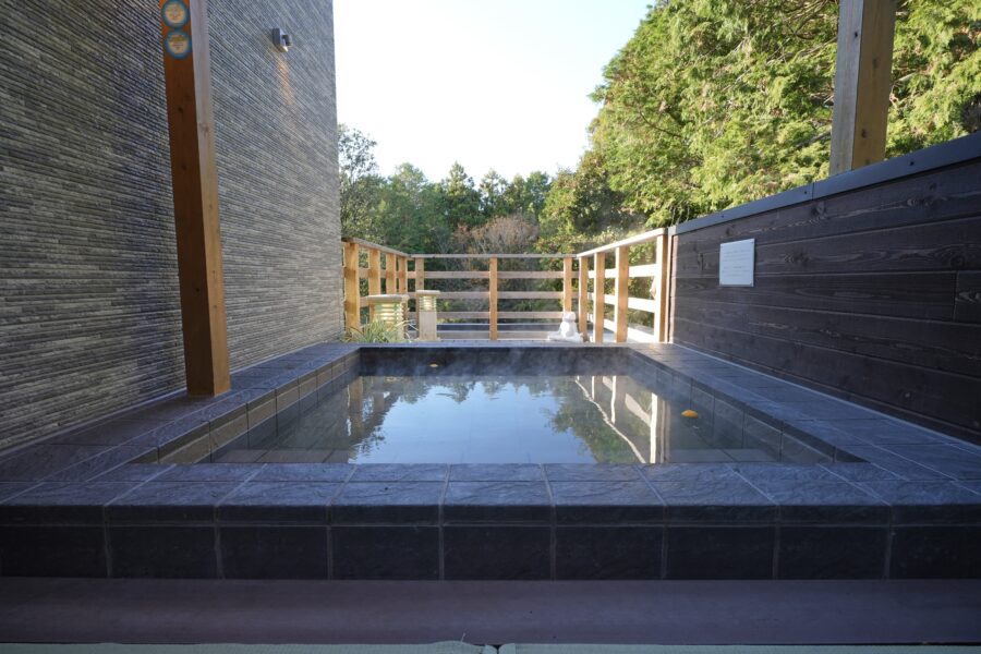 VILLA LAGIの露天風呂