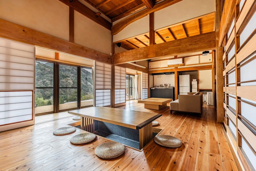 B&B ITADAKIのダイニング