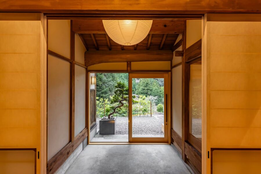 B&B ITADAKIのエントランス