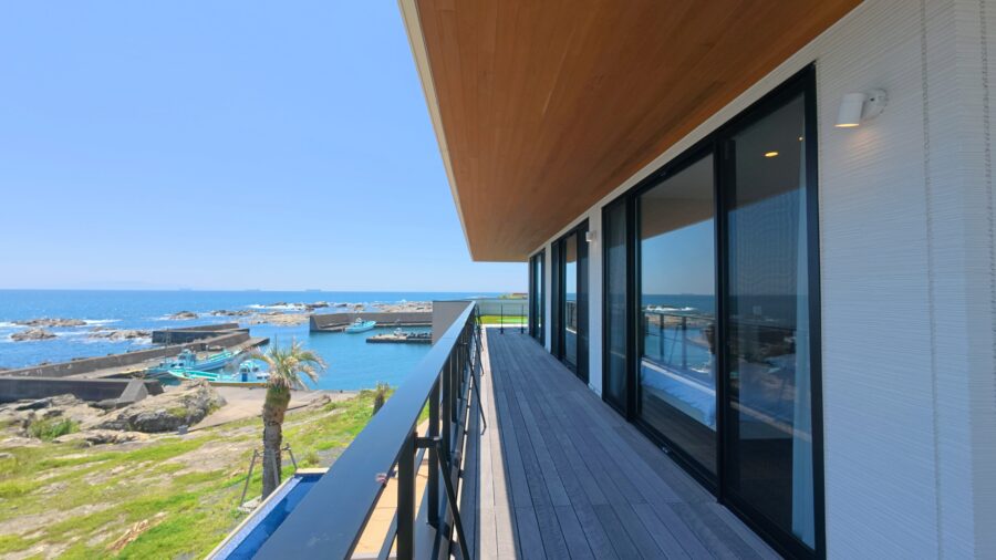 GIFTHOUSE 館山 伊戸のバルコニー